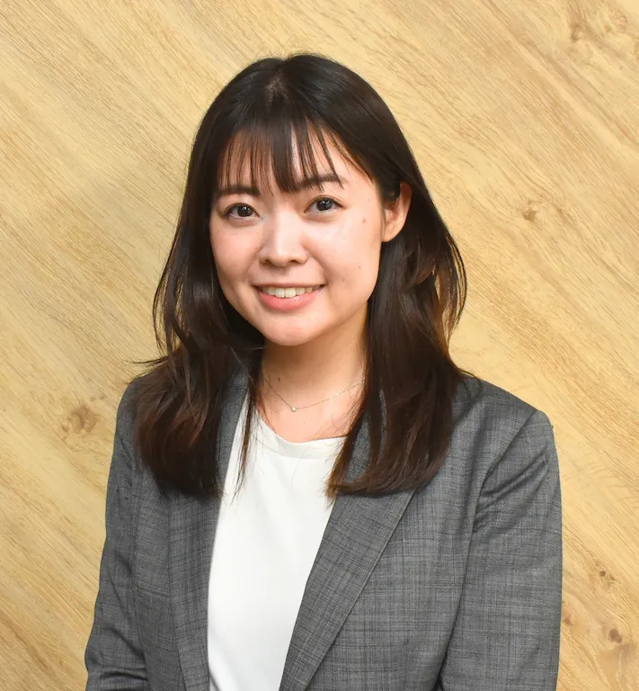 井出 萌々香